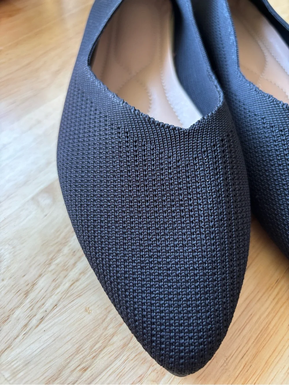 NWOT Women’s Black Pointed Knit Slip-On Flats